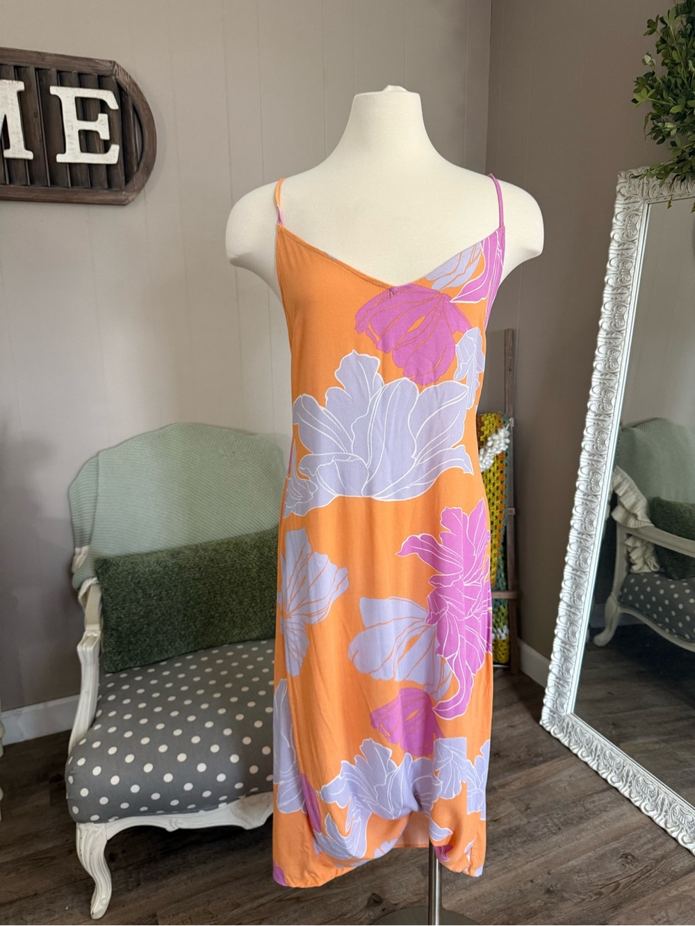 O’Neill • Floral Tie Back Midi Dress - Picture 7 of 13